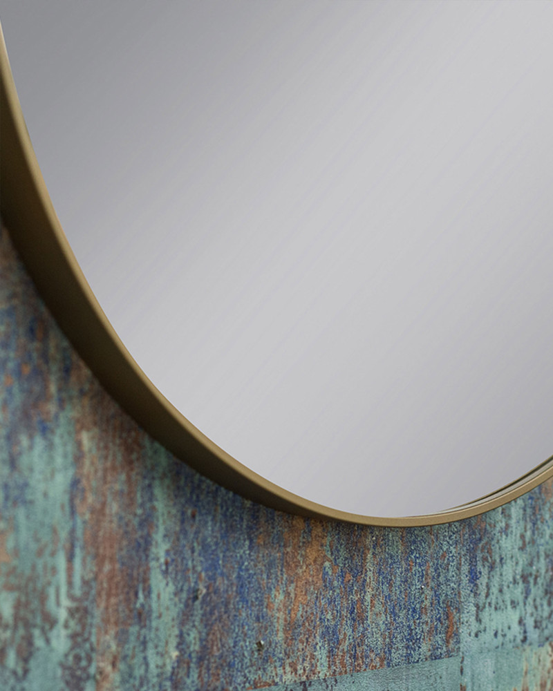 Specchio ovale con cornice in metallo – senza illuminazione