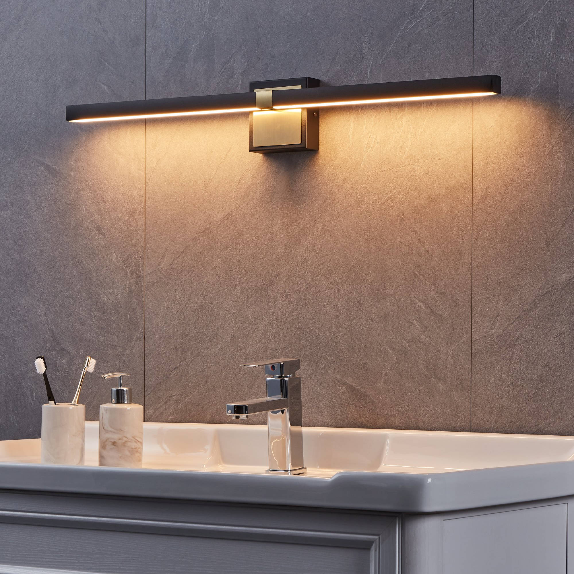 Lampada da specchio LED nero/ottone IP44