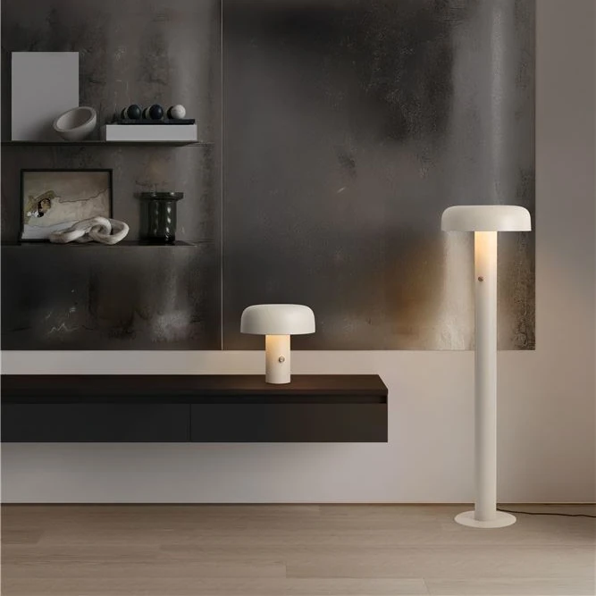 Lampada da tavolo LED bianco