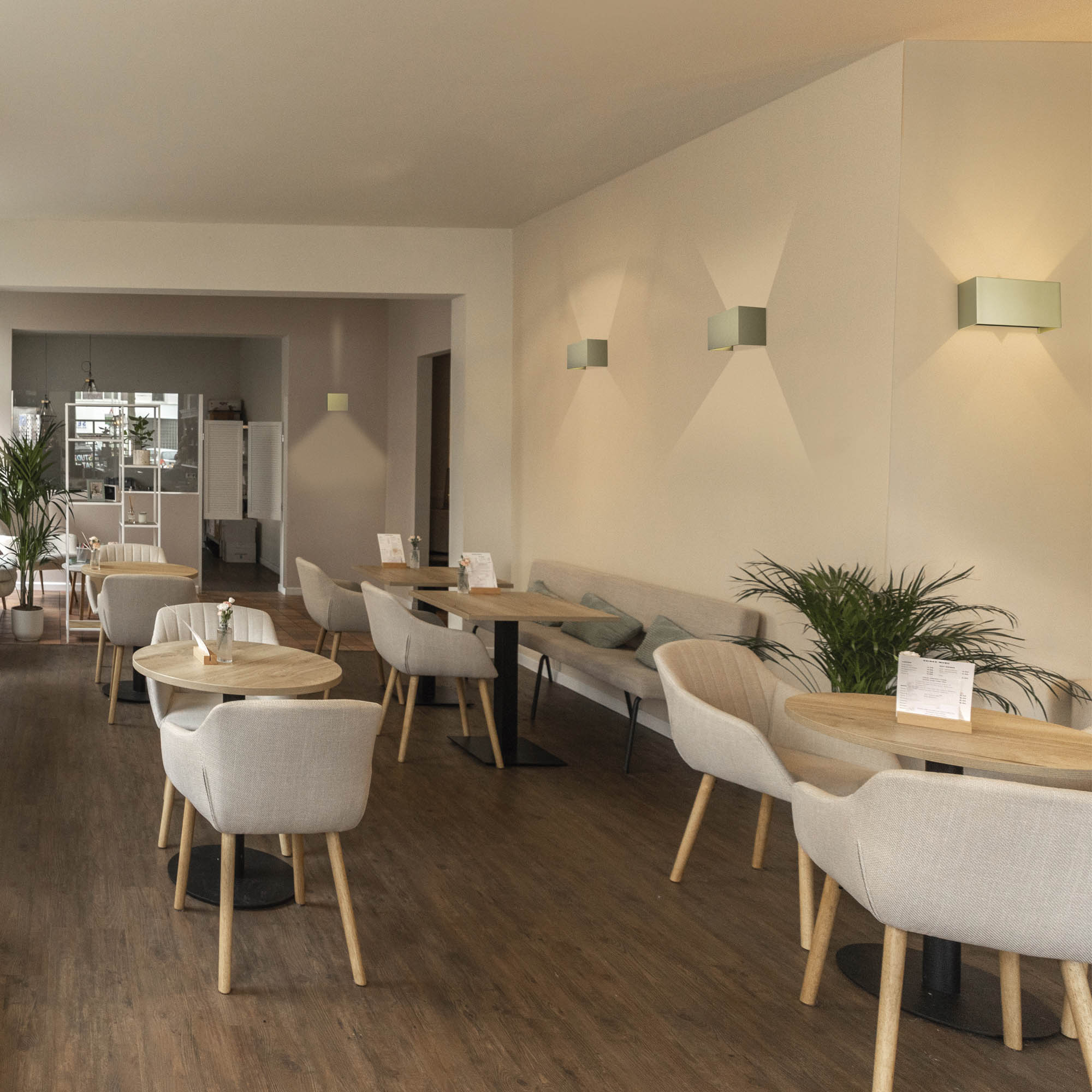 Lampada parete LED cubo doppio oro