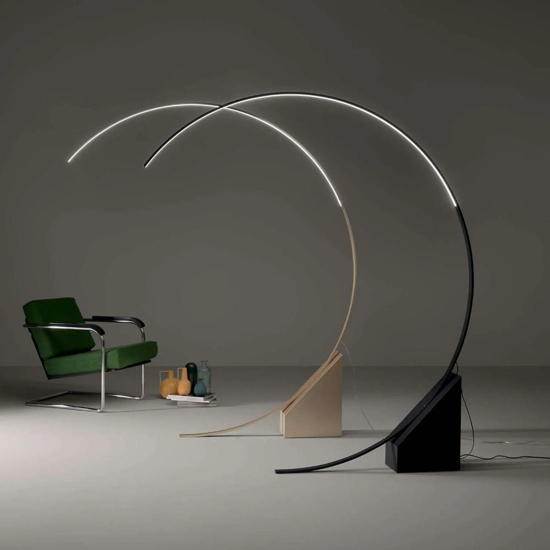 Lampada da terra LED arco nero