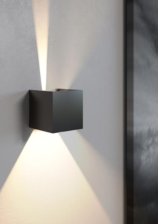 Applique LED IP65 nera dir/ind. 5W 3000K